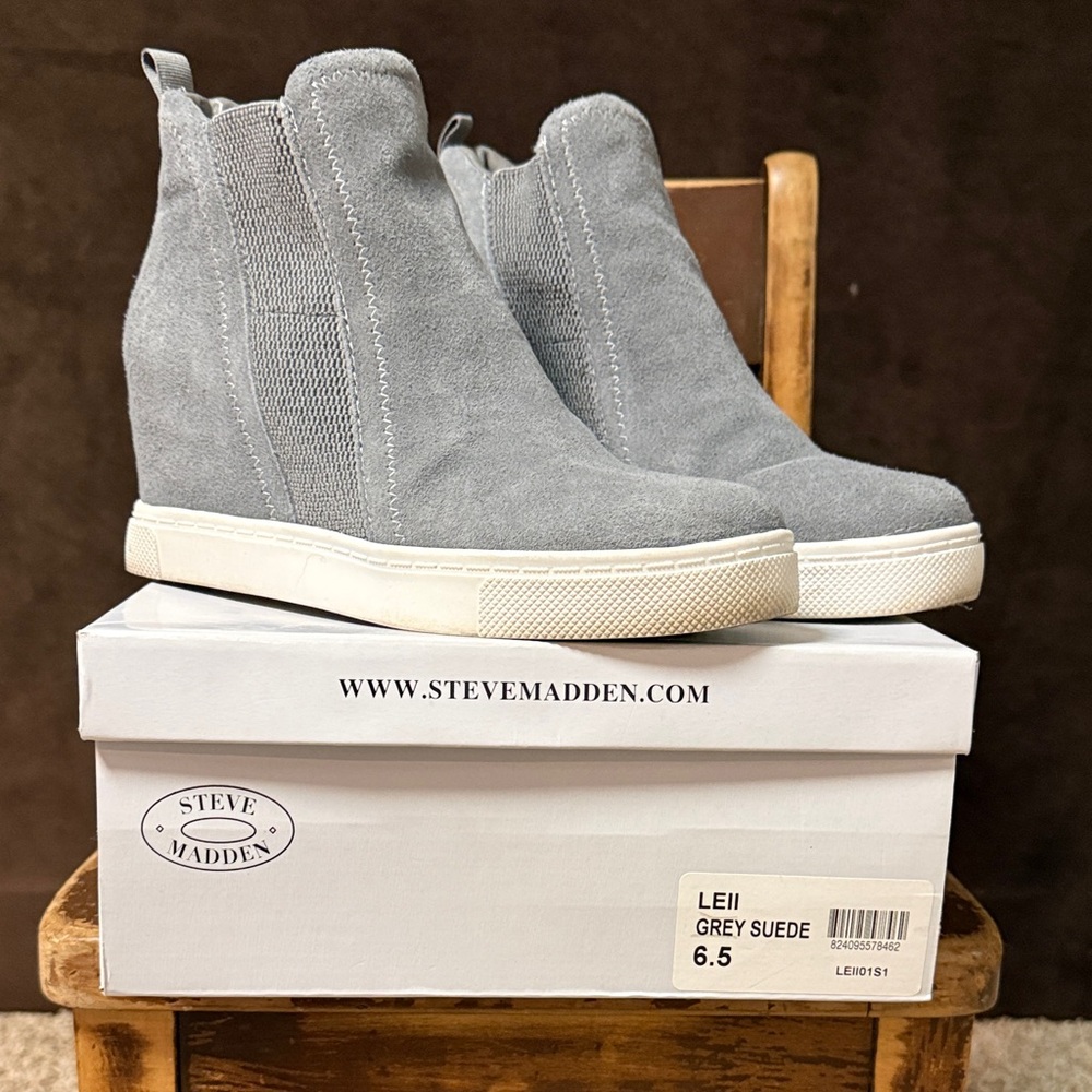 Steve Madden Light Gray Suede Wedge Sneakers